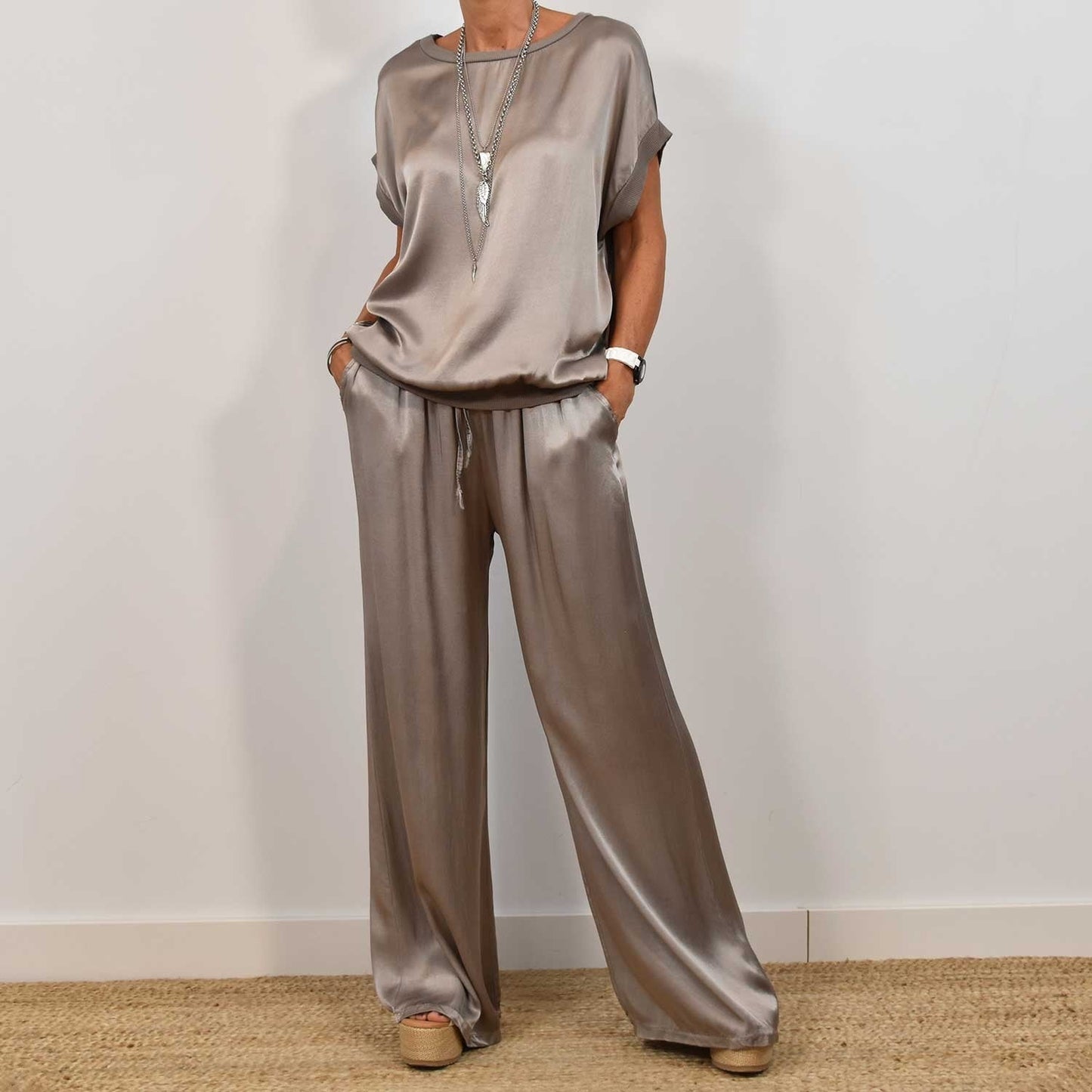 Ensemble Satin Chic - Haut Fluide & Pantalon Large