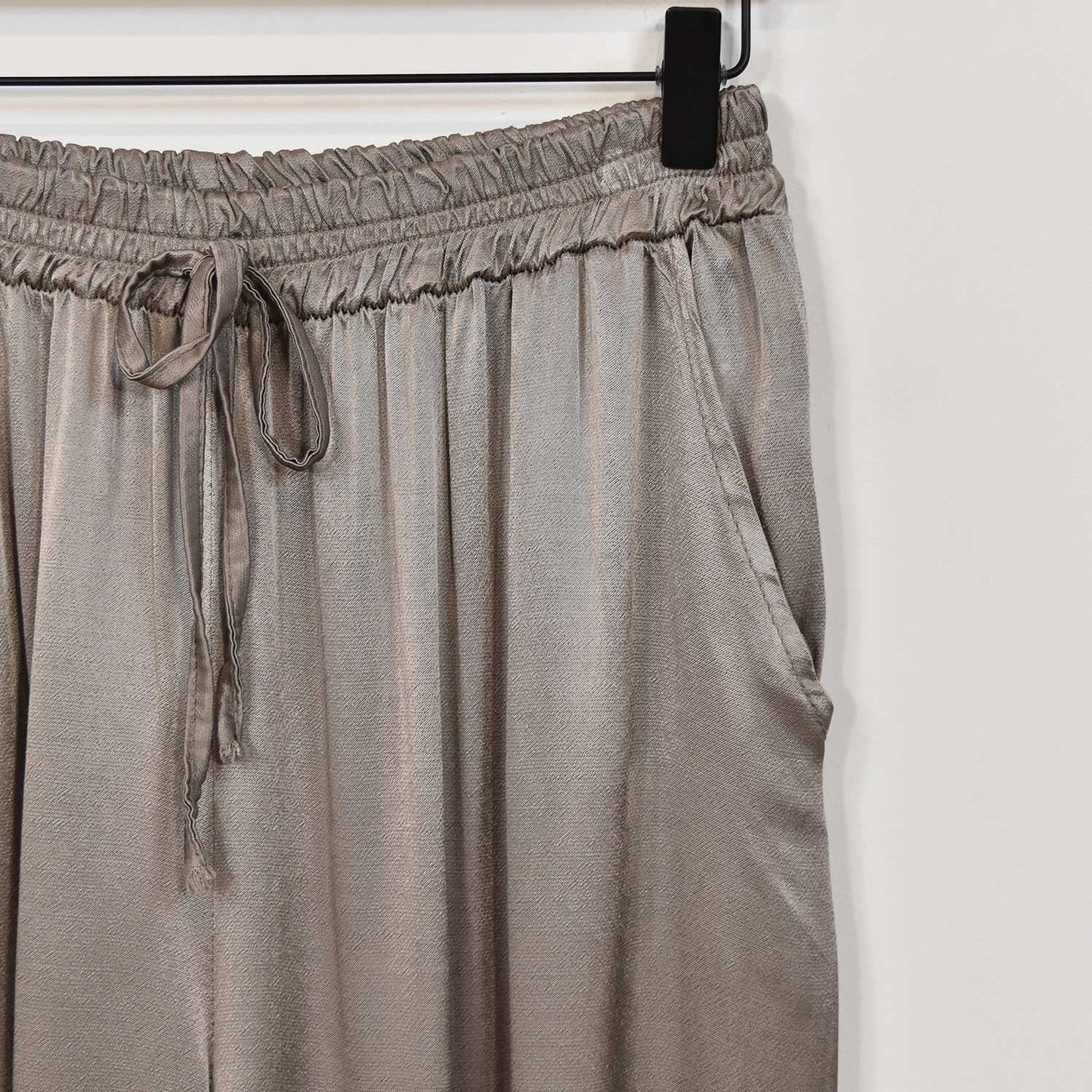 Ensemble Satin Chic - Haut Fluide & Pantalon Large